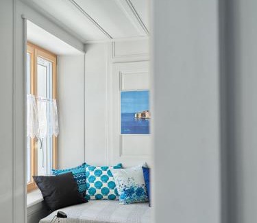 La Cote-aux-Fees Bed & Breakfast | Jurabelle