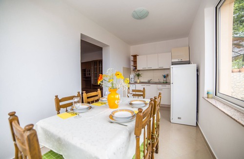 Palit Apartment | JURIĆ apartments with outdoor pool and bargain in RAB-PALIT