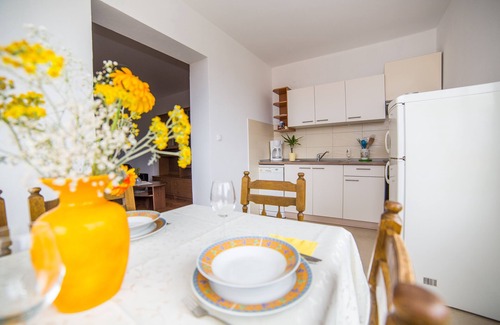 Palit Apartment | JURIĆ apartments with outdoor pool and bargain in RAB-PALIT