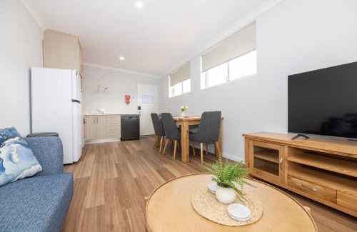 Jurien Bay Hotel | Jurien Bay Motel Apartments