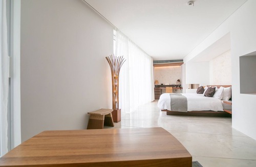 Ishigaki Hotel | Jusandi