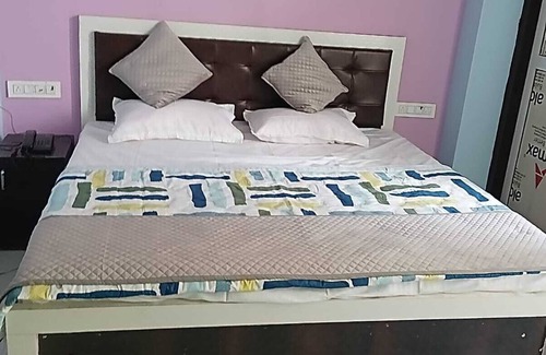 Sawai Madhopur House | Just 12 km away from ranthambore national park located at ranthambore road