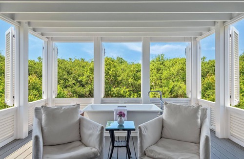 Seaside House | JUST A 2-NIGHT MIN STAY, GULF-FRONT SEASIDE HONEYMOON COTTAGE, PANORAMIC VIEWS!