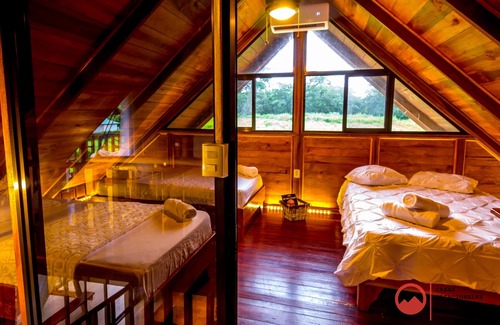 La Fortuna Cabin | Just a Dream House- great for families or friends-WIFI, A / C
