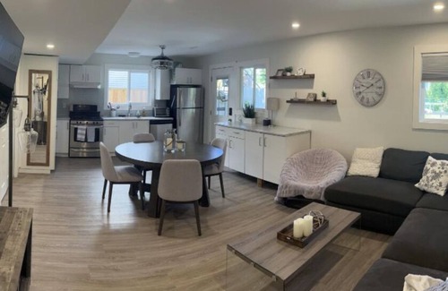 Sardis House | Just a few kilometres from the world famous vedder river & cultus lake!