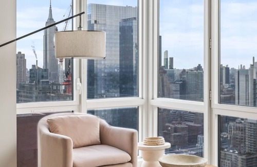 Hell's Kitchen Apartment | just a few minutes away from Time Square! Cozy 2 bed 2 bath apt.