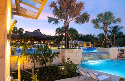 Herreras Villa | Just a few steps from the beach!