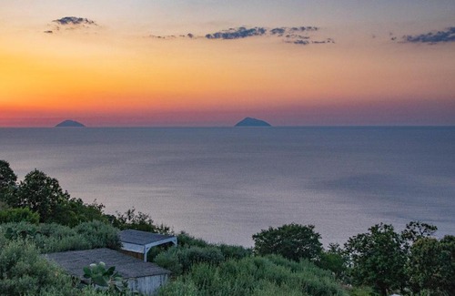 Piraino Bed & Breakfast | Just be