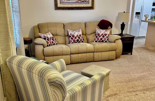 Springdale House | Just bring your suitcase The Villages Florida