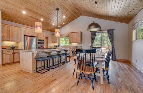 Tahoe Pines House | Just Grand: A Tahoe Pines Retreat with Luxury, Comfort, and Adventure at Your Do