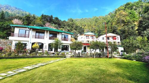 Shyamkhet Resort | Just Naturals Wellness Resort Nainital
