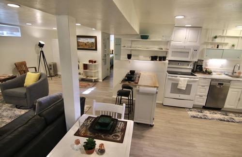 Blanding Apartment | Just off Main Bungalow Basement Apt.