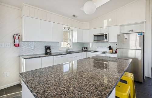 South Nags Head House | Just One Look | Oceanfront | South Nags Head | Sleeps 8