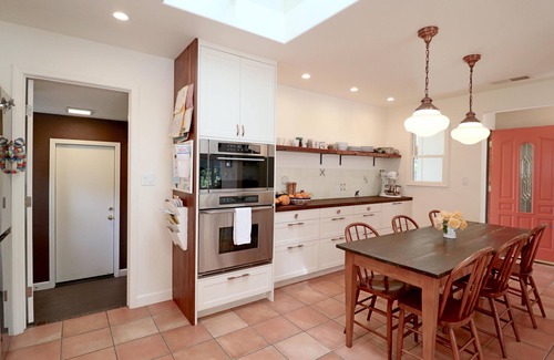 Soquel House | Just one mile from the beach, you'll find our charming and modern 3BR, 2BA house.