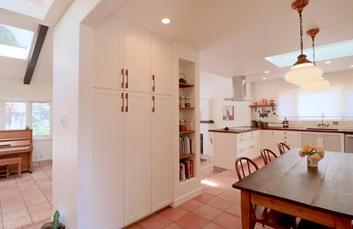 Soquel House | Just one mile from the beach, you'll find our charming and modern 3BR, 2BA house.