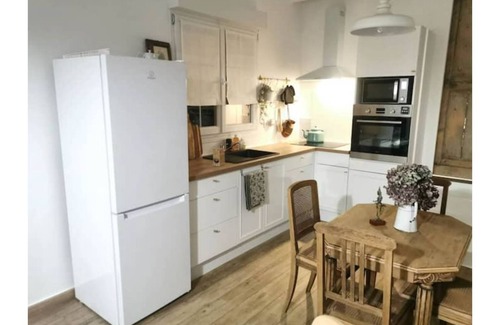 Saint-Laurent-Blangy Apartment | Just outside Arras * Cottage* Garden * Netflix