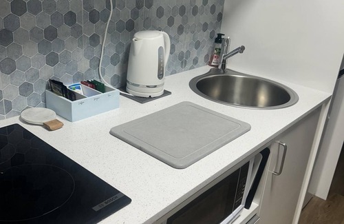 Golden Beach Apartment | Just Perfect - ocean view escape with free Wi-Fi & Netflix