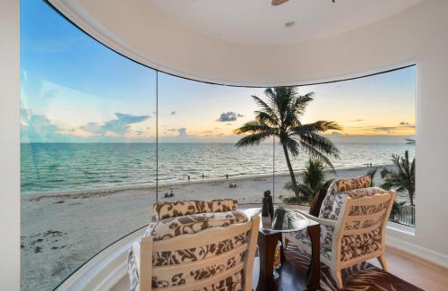Bonita Springs House | Just Renovated, Beachfront Pool Home, Panoramic Gulf Views