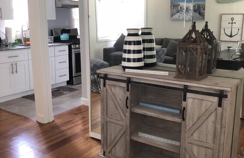 Pompano Beach Apartment | Just Steps to the Beach! Relax Across from the Ocean at Saltyside Bungalow