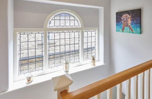 Masham Apartment | Just The Place River View 3 BR Cottage in Masham