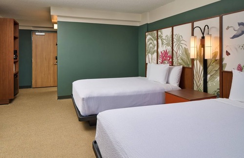 Ala Moana Hotel | Just What You Were Looking For! 4 Family-Friendly Units with Pool Access!