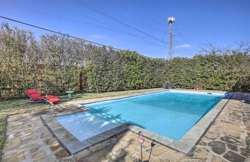 Richardson House | Justin Richardson Home w/Outdoor Oasis & Movie Room