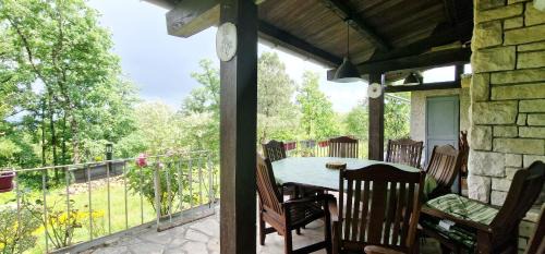 Brignac-la-Plaine Villa | JUSTINE