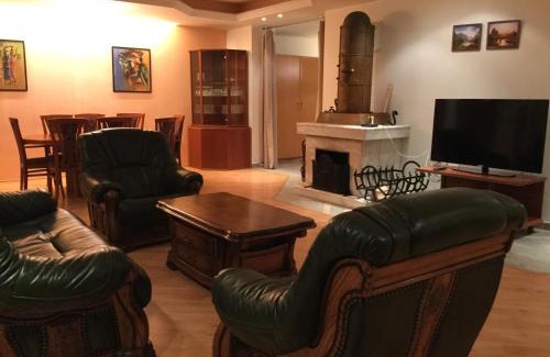 Pardubice Villa | Justyna