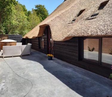 Ruitenveen Villa | Juweeltje van vakantiewoning op prachtig landgoed
