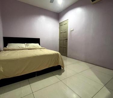 Klang House | JZ at Bandar Baru Klang Townhouse