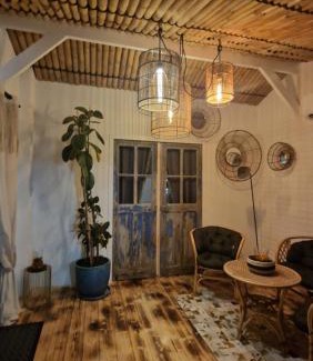 Prouilly House | KÄBANE 54, Lodge avec spa au bord de l'eau