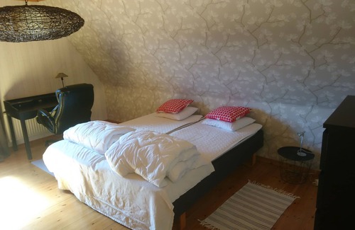 Kinda Municipality Bed & Breakfast | Källtorp B&B