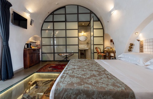 Rhodes Old Town Hotel | Kókkini Porta Rossa