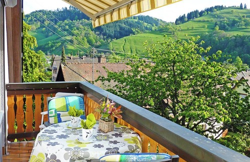 Untermunstertal Apartment | Köpfleblick vacation apartment in Haus Bergblick