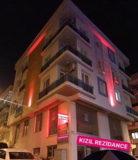 Buca Apartment | kızıl suit house