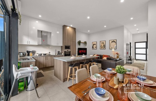 Brunswick North House | Kōhī Haus - Central Brunswick - Walk to Cafes - Minutes to Sydney Rd & Lygon St