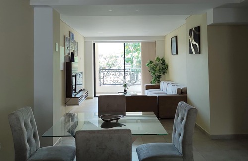 La Castellana Apartment | K | 2BR > Private Jacuzzi > Steps from Nightlife