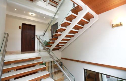 Ernakulam South Hotel | K Grandeur Hotels