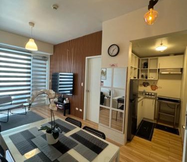 Binan City Apartment | K&K The Modern Crib at Holland Park Condo Southwoods City