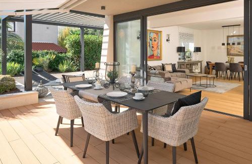 Split Apartment | K luxury residence