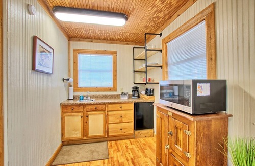South Toledo Bend Cabin | K&M Lake Rentals Cabin #4