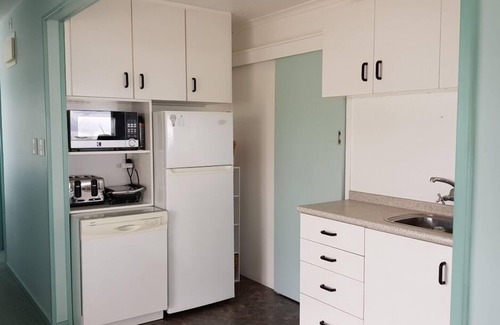 South Bay Cottage | K'orca Cottage by the sea
