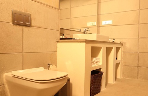 Koonimedu Hotel | K Resort