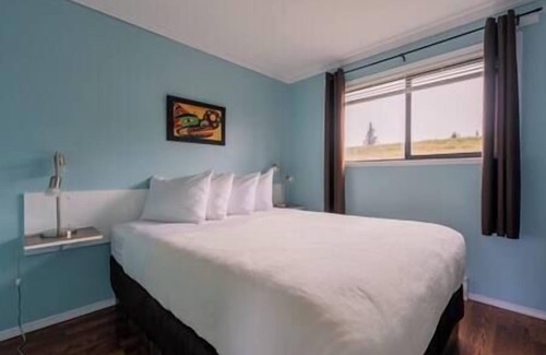 Alert Bay Cabin | (K) Standard Double Cabin (non pet friendly)