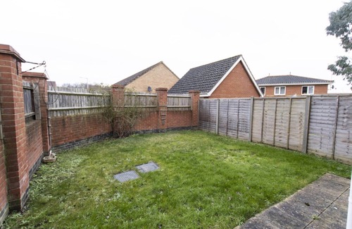 Norwich House | K Suites - Lovely 3 bed House w/free parking