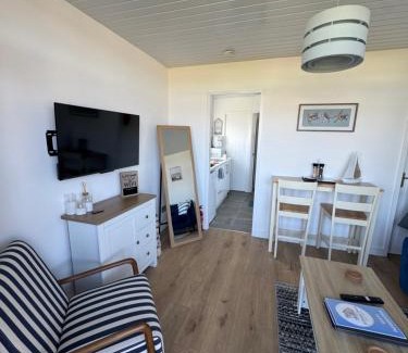 Mablethorpe Ski Chalet | K44 Mablethorpe Chalet Park- Dog Friendly