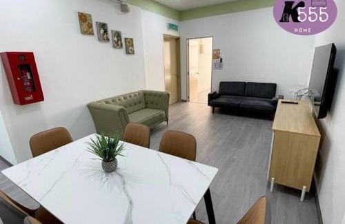 Batu Buruk Apartment | K555 Home Stay