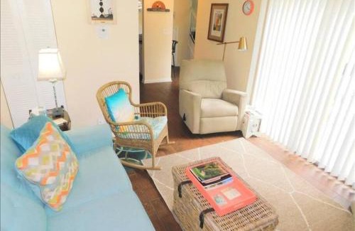 Demere Park House | K6 outdoor dining, well equipped, family friendly