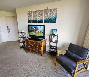 Lahaina Apartment | Kaanapali Shores 422