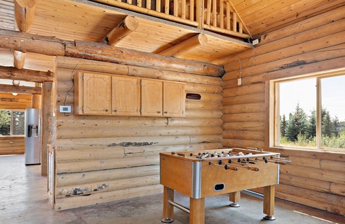 St. Anthony Cabin | KABINO: Family Reunions Huge Open Floor Plan Basketball Gymnastics Foosball Ping Pong FirePit WiFi